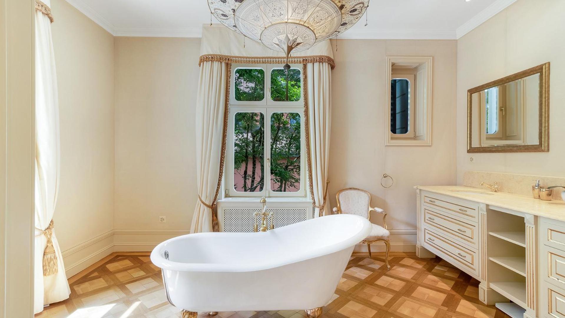 Entire Zurich Villa, Your Private Luxury Escape With In House Staff المظهر الخارجي الصورة