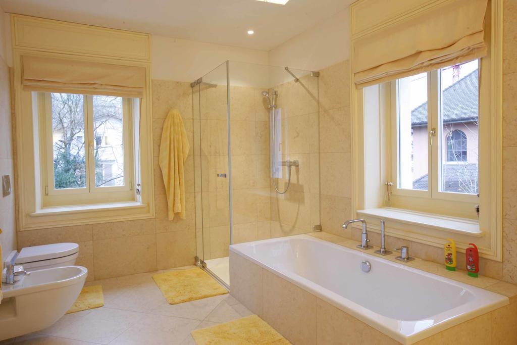 Entire Zurich Villa, Your Private Luxury Escape With In House Staff المظهر الخارجي الصورة
